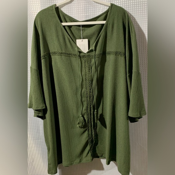 NWT 28 5X BloomChic Olive Green Tassels Flounce Sleeve Lace Tie Neck Blouse - Picture 3 of 8